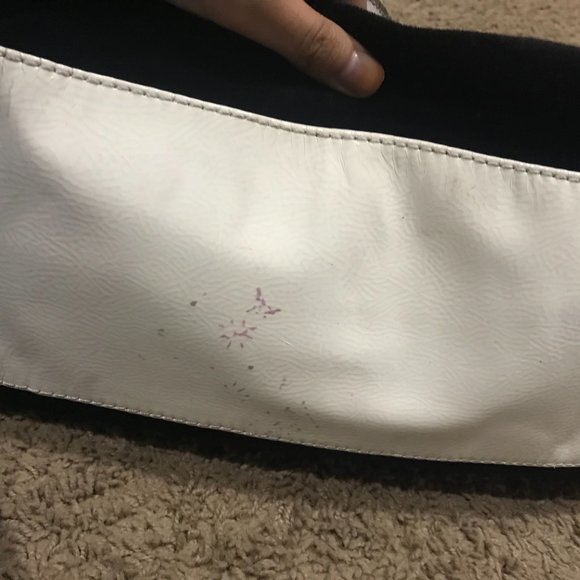 Juicy Couture Track shoulder bag - Picture 5 of 8